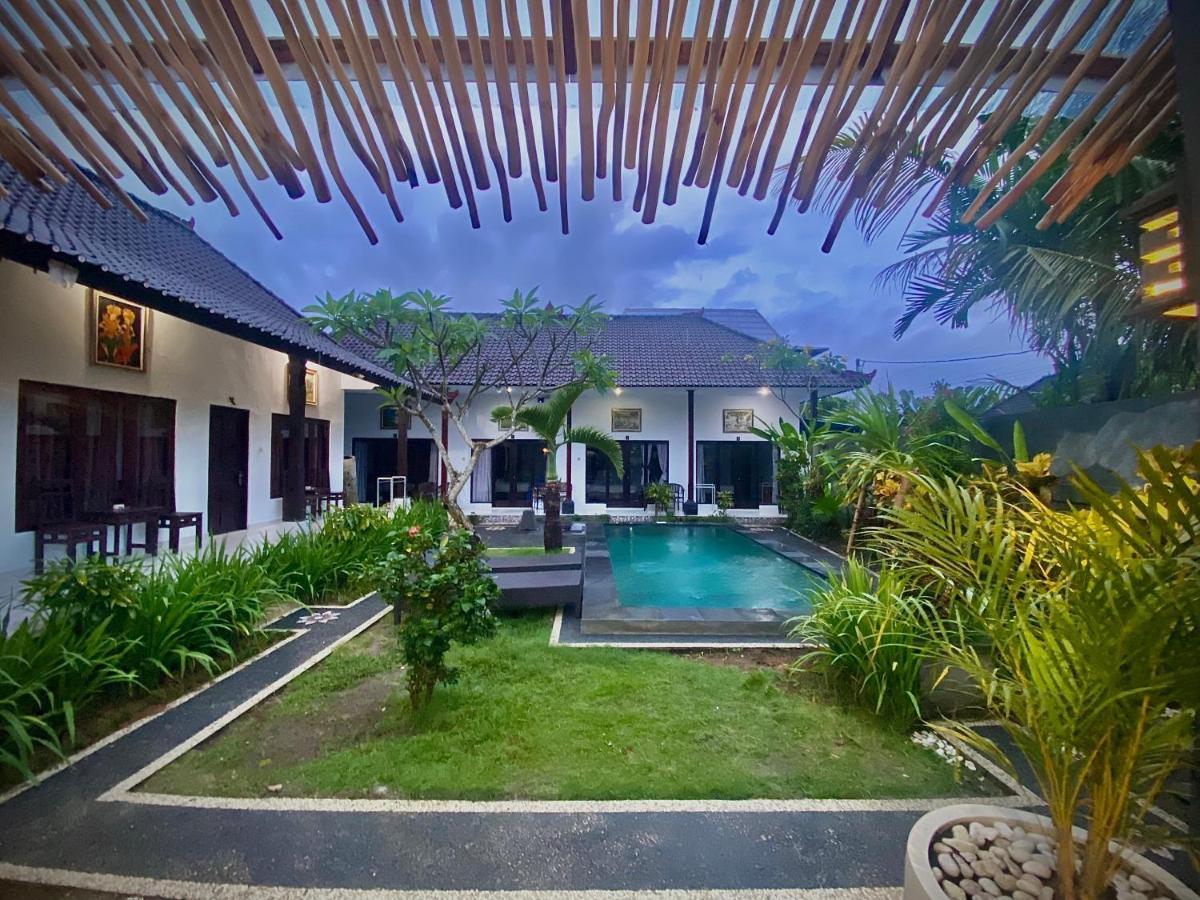 Kubu Pande Canggu Buitenkant foto